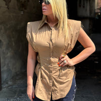 Camicia Smanicata Gilda Marrone
