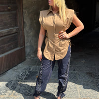 Camicia Smanicata Gilda Marrone