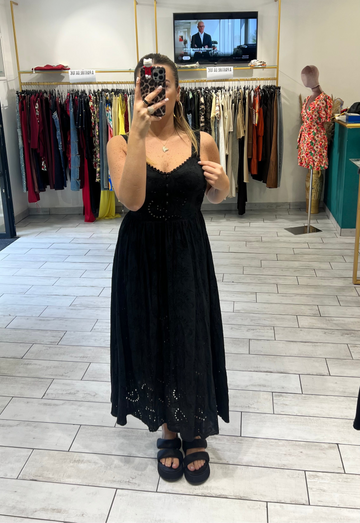 Dress Vientha Nero in pizzo San Gallo