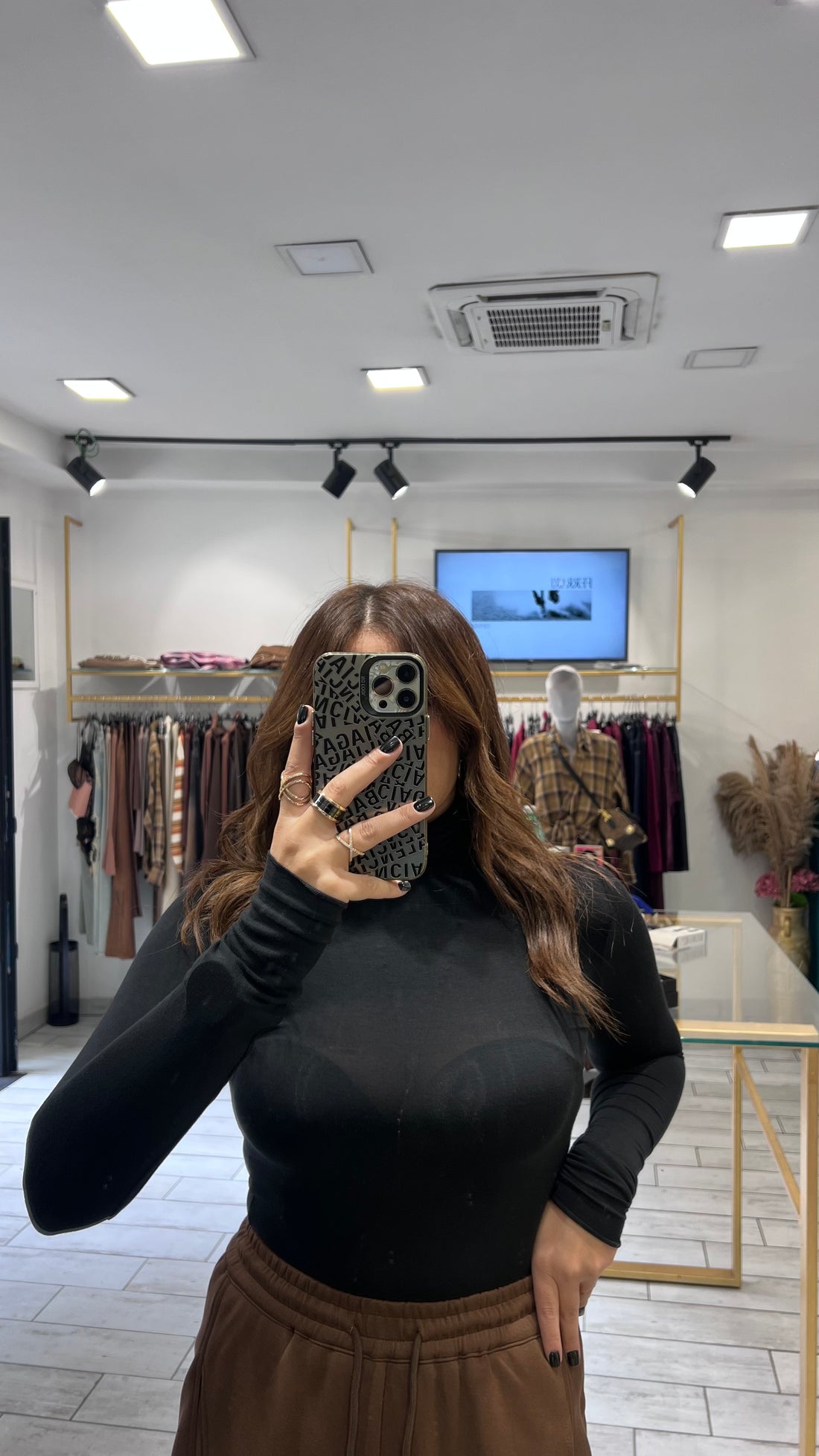 Maglia Manuela a collo alto Nera