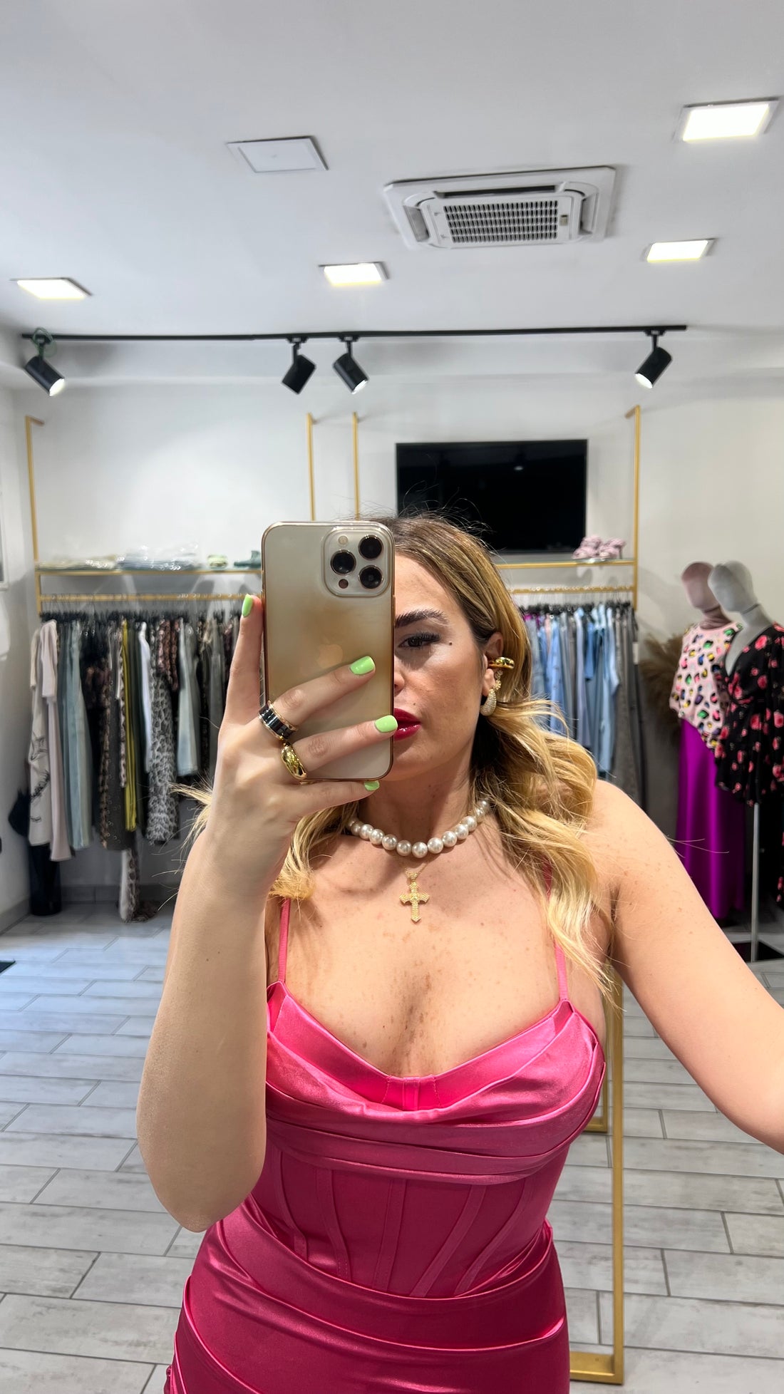 Dress Melania