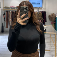 Maglia Manuela a collo alto Nera