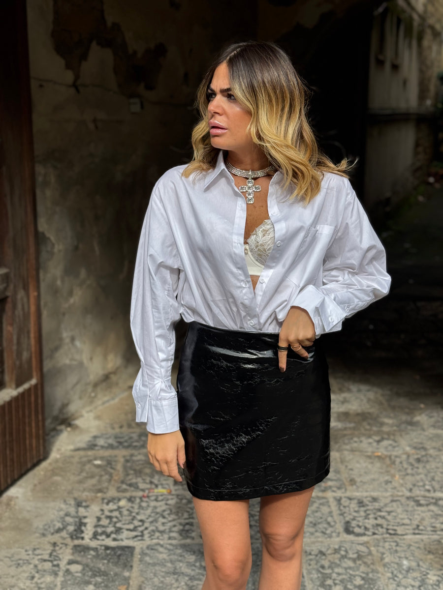 Gonna Isy Nera a pantaloncino