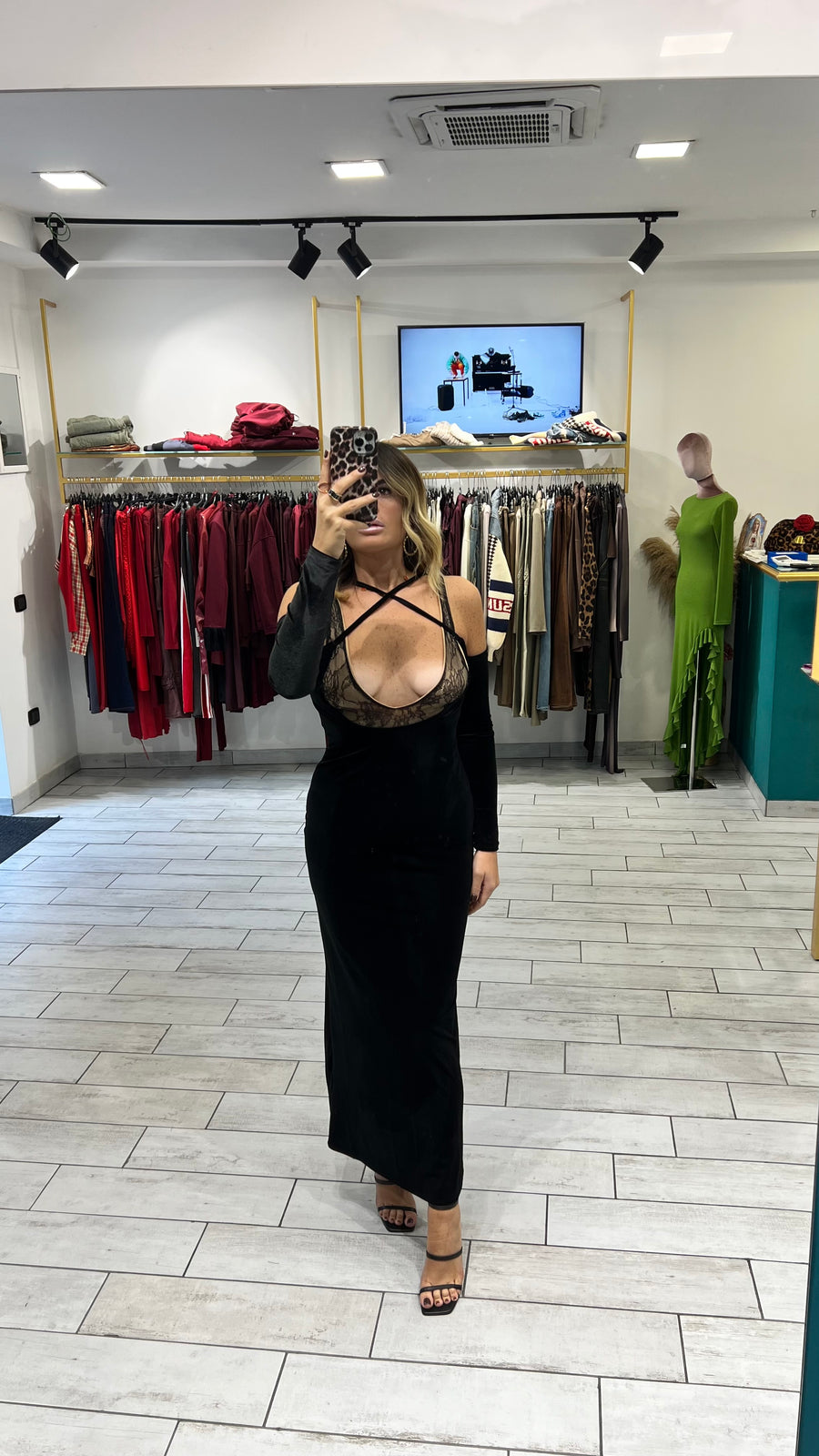 Dress Shaila