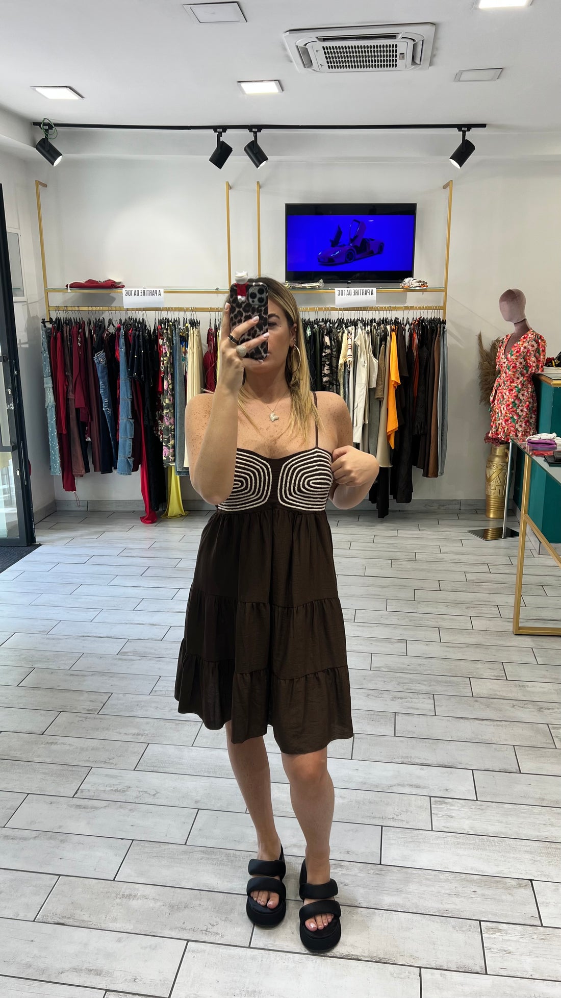 Dress Olga Marrone