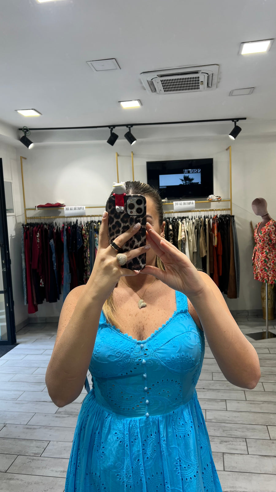 Dress Vientha Turchese in pizzo San Gallo