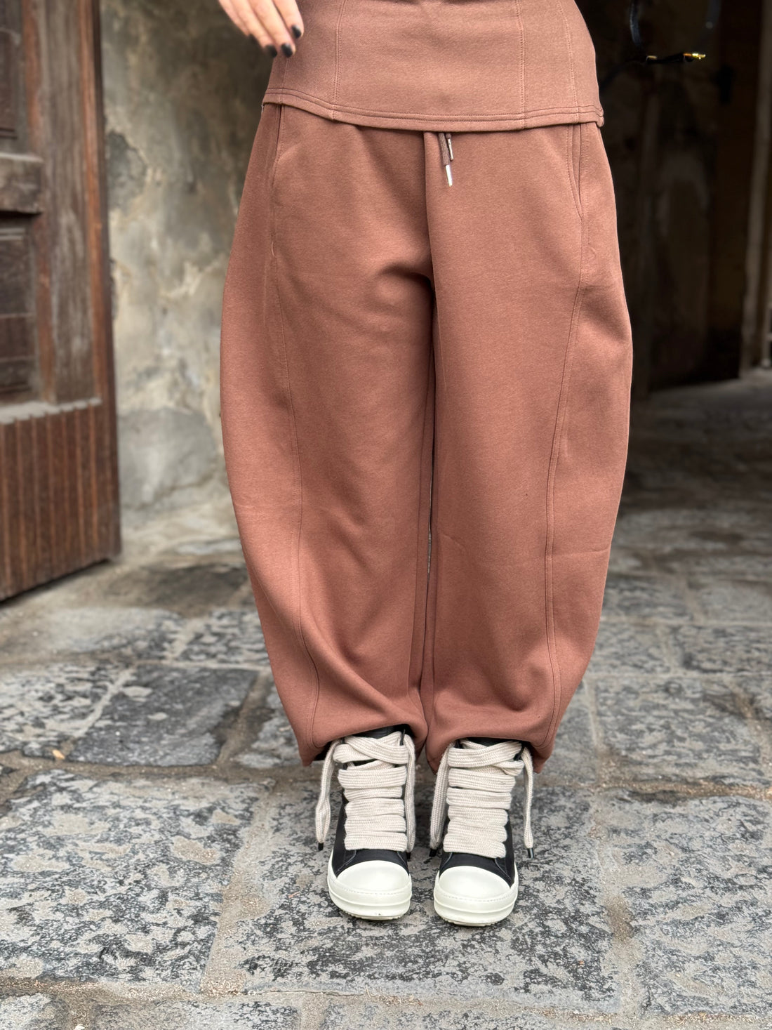 Pantatuta Arid Marrone