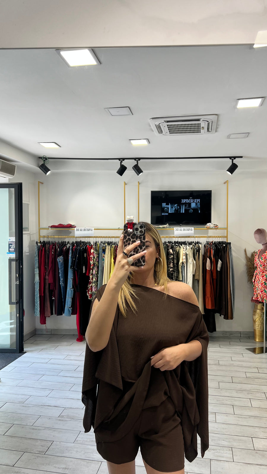 Coordinato Beyo tre pezzi Marrone