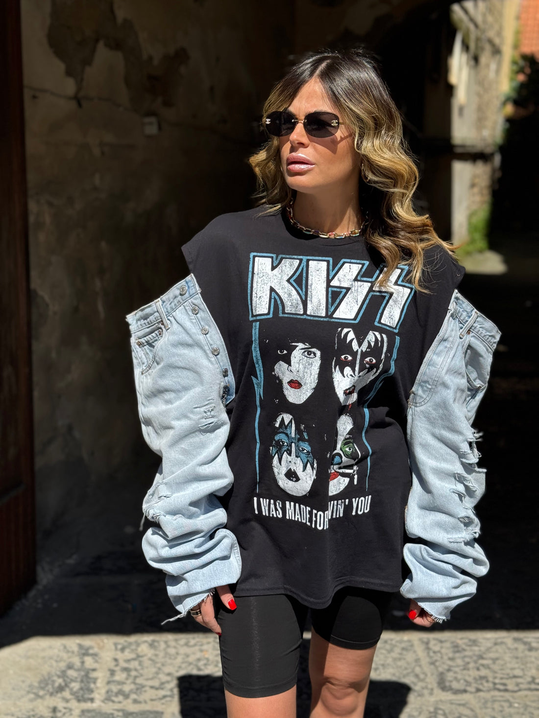 T-Shirt Rock Kiss Lovin Levi’s