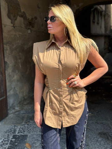 Camicia Smanicata Gilda Marrone