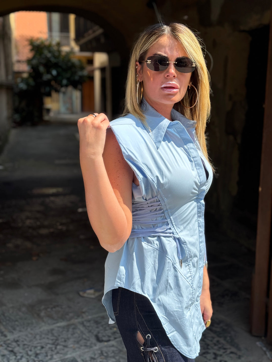 Camicia Smanicata Gilda Celeste