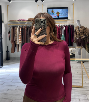 Maglia Carly a girocollo Vinaccia