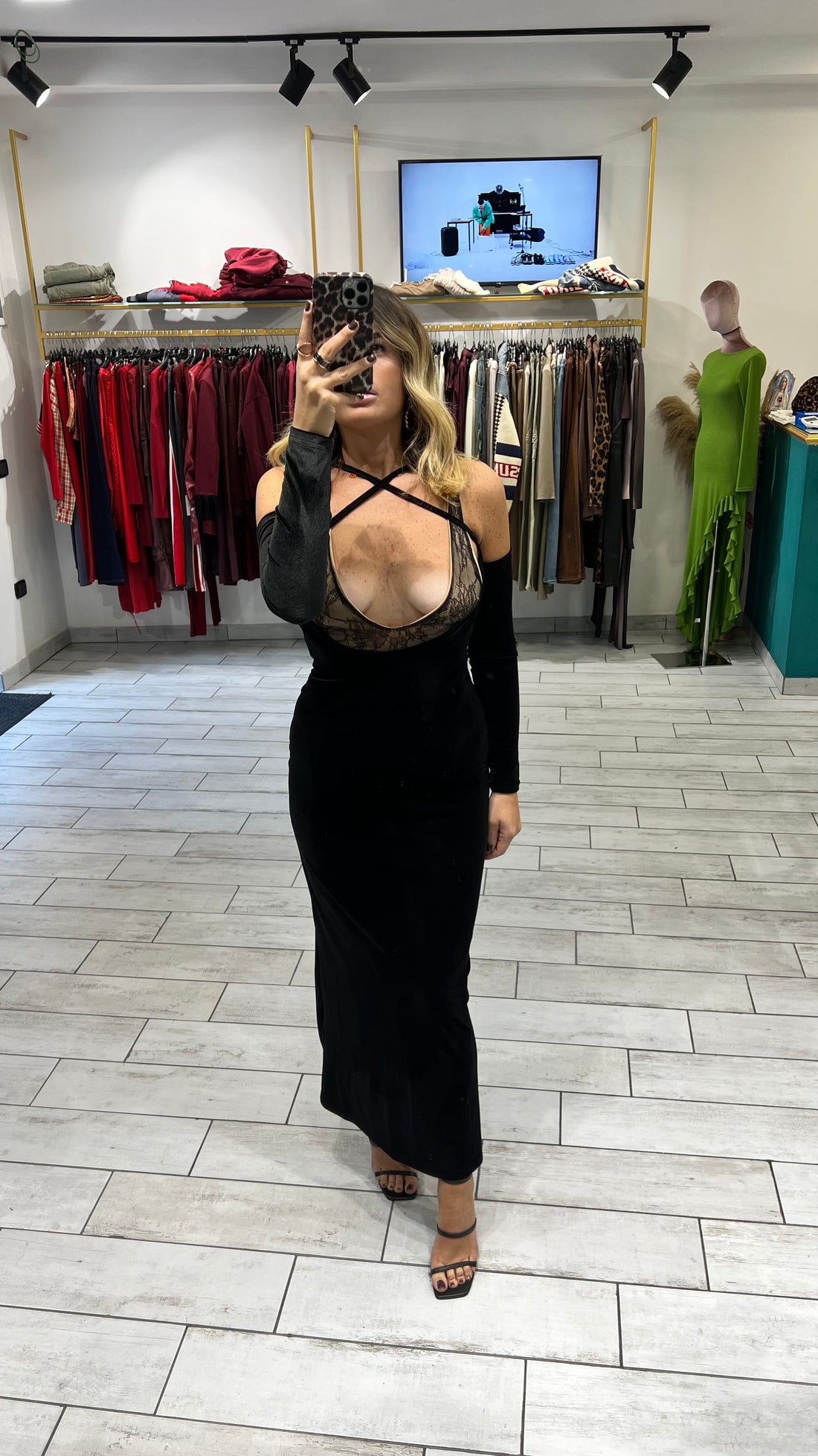 Dress Shaila