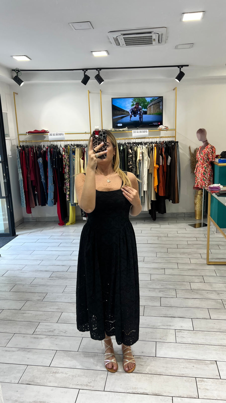 Dress Syl Nero in pizzo San Gallo