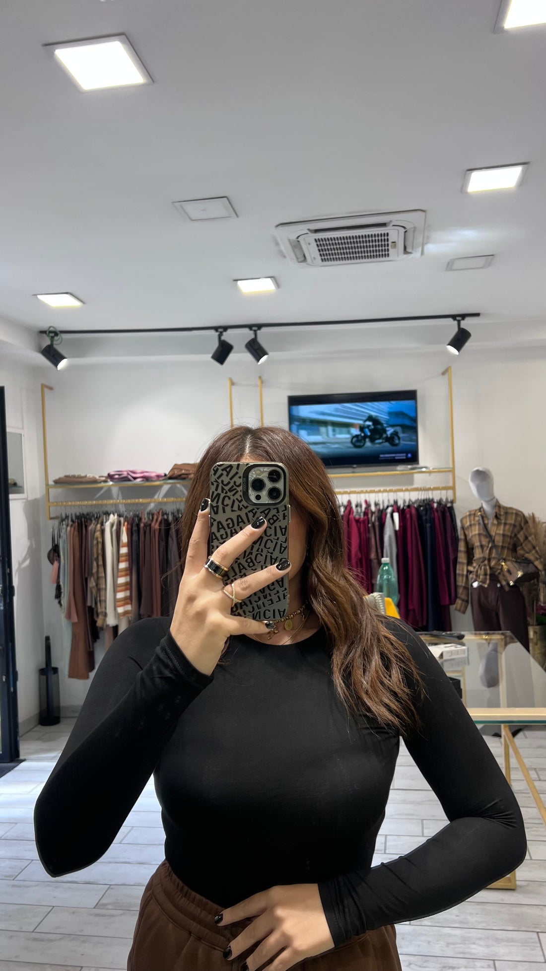 Maglia Carly a girocollo Nera