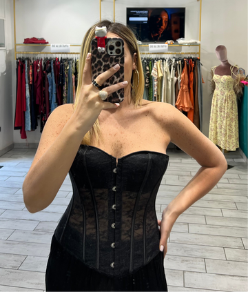Bustino Kourtney Nero