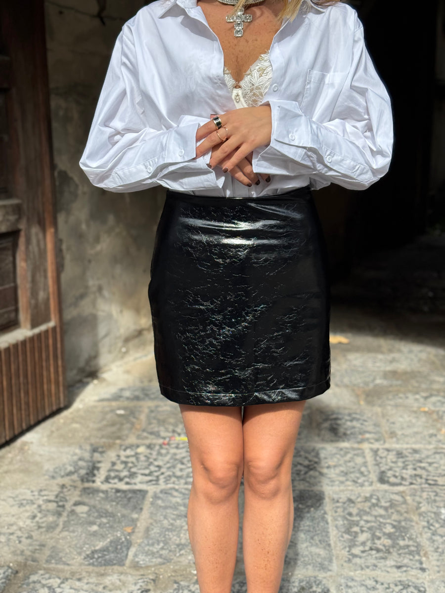 Gonna Isy Nera a pantaloncino