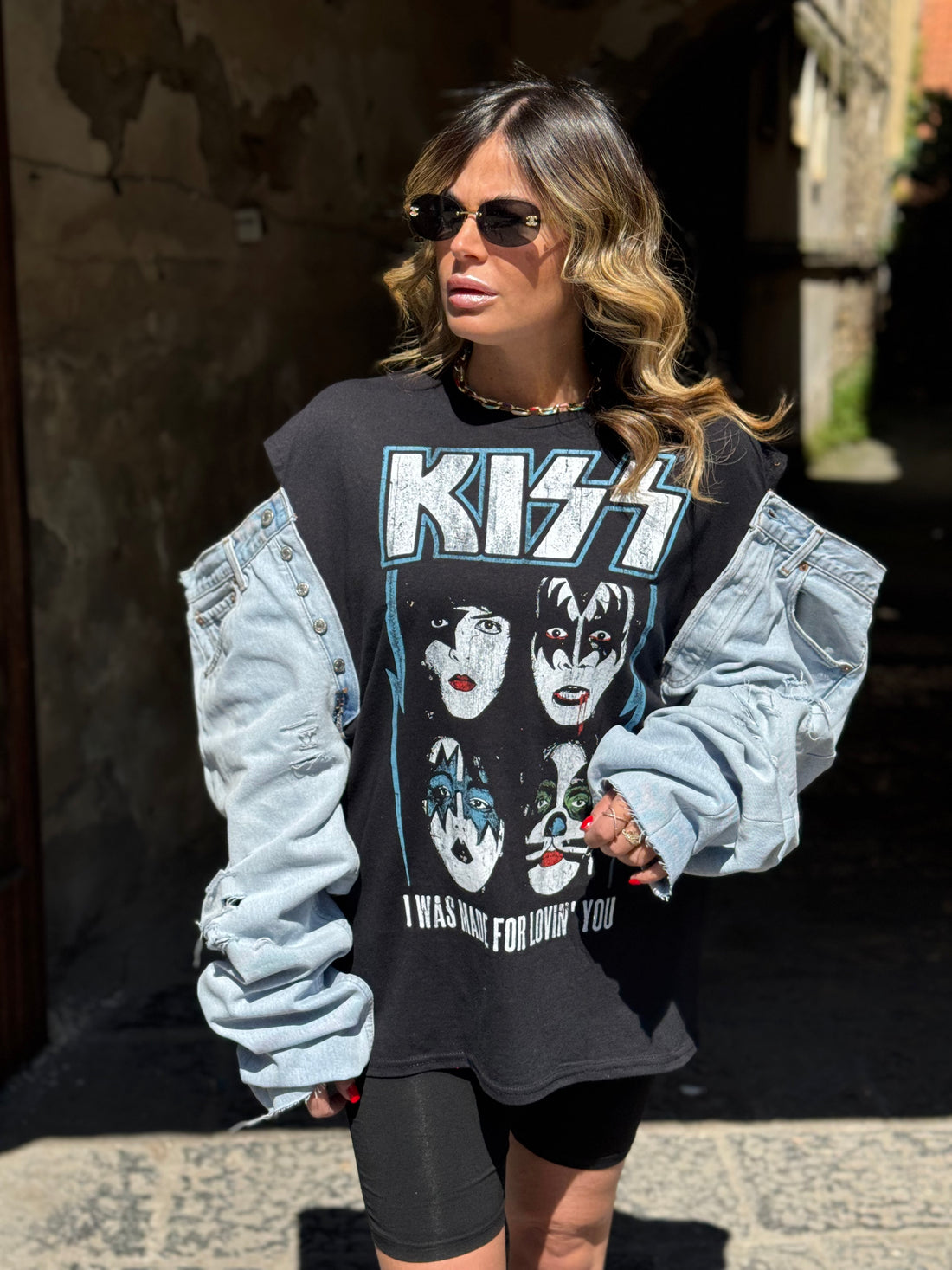 T-Shirt Rock Kiss Lovin Levi’s
