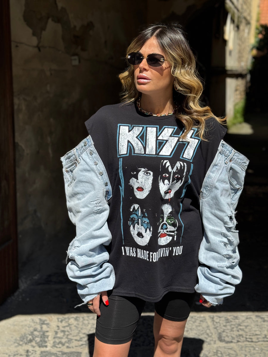 T-Shirt Rock Kiss Lovin Levi’s