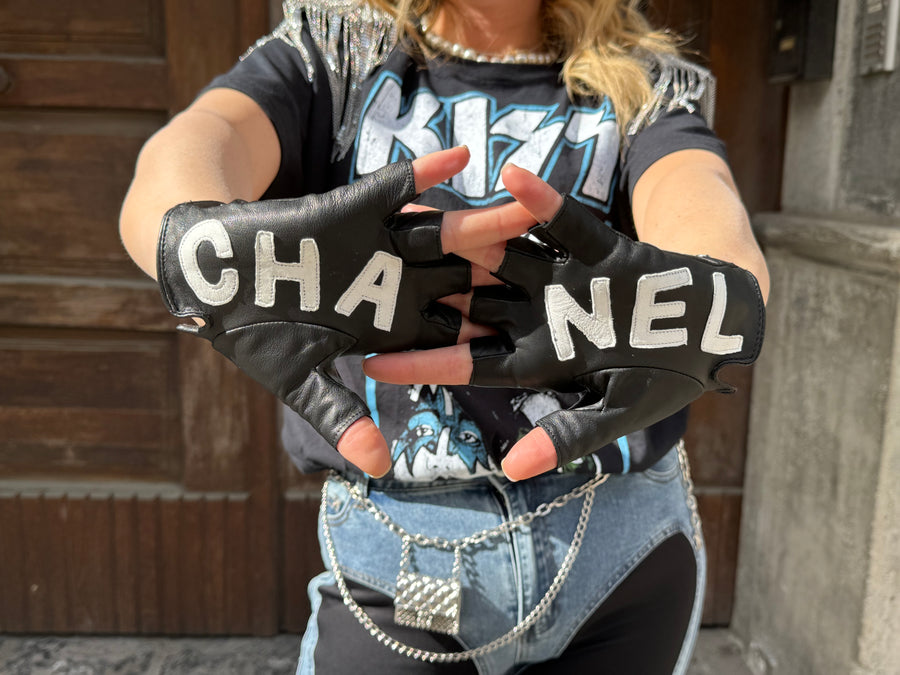 Guanti Chanel V.3