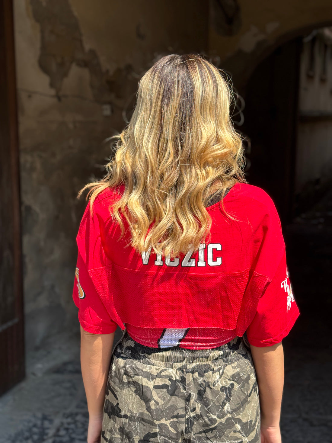 Top Lea con coprispalle Rosso